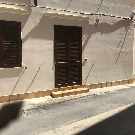 Casa Vacanze Antico Mercato Marsala Esterno foto